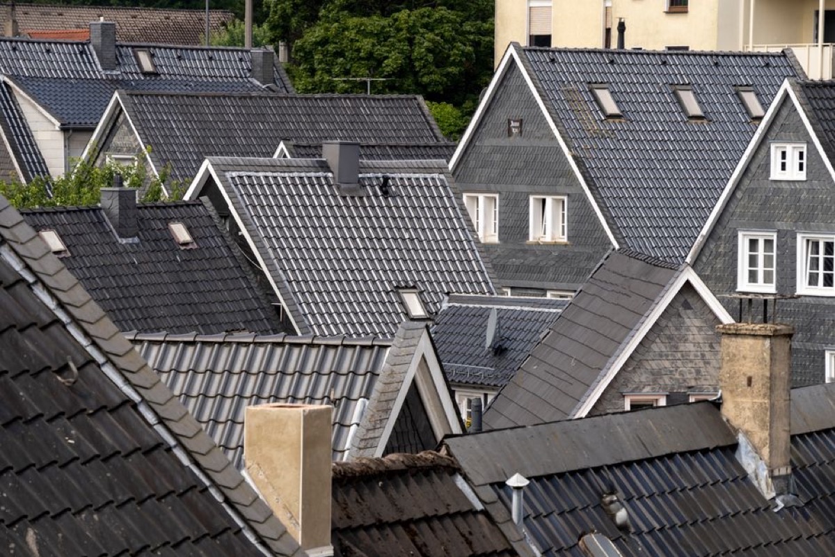Toiture : tuile, ardoise ou zinc, comment trancher ?